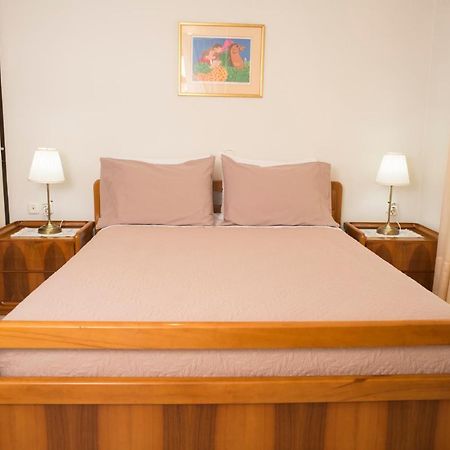 Maisonette With Garden In The Heart Of The Historical Kalamata Center Dış mekan fotoğraf